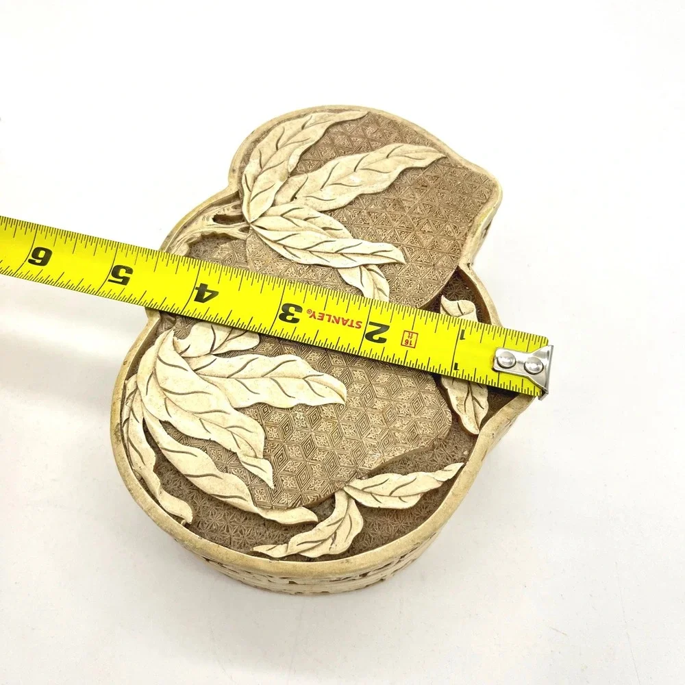 Vintage 1982 Ivory Dynasty Faux Cinnabar Carved Trinket Jewelry Box‎